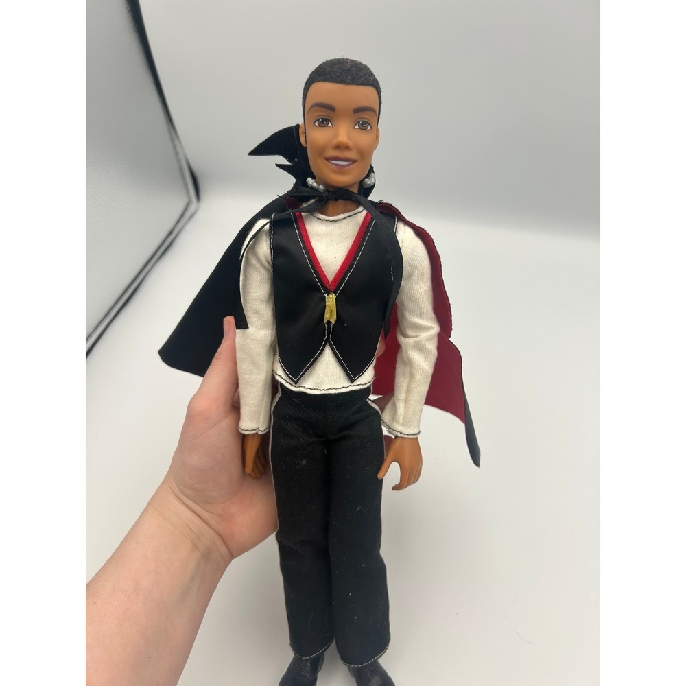 Barbie My Scene Masquerade Madness Vampire Sutton boy doll